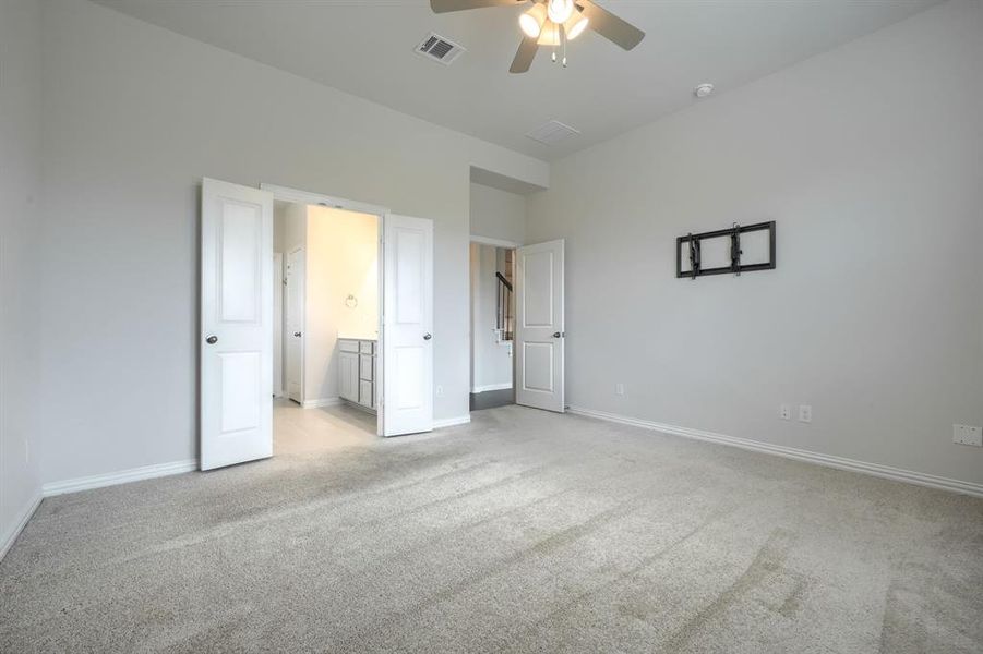 Spacious, unfurnished interior of a new home in , Crandall (Image 35).