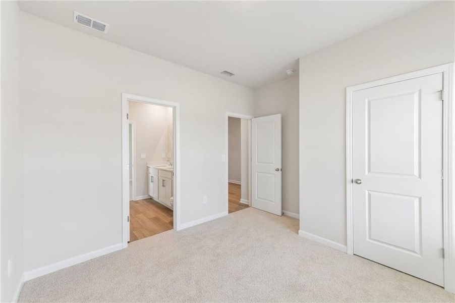 Spacious, unfurnished interior of a new home in Parkside at Grayson, Grayson (Image 24).
