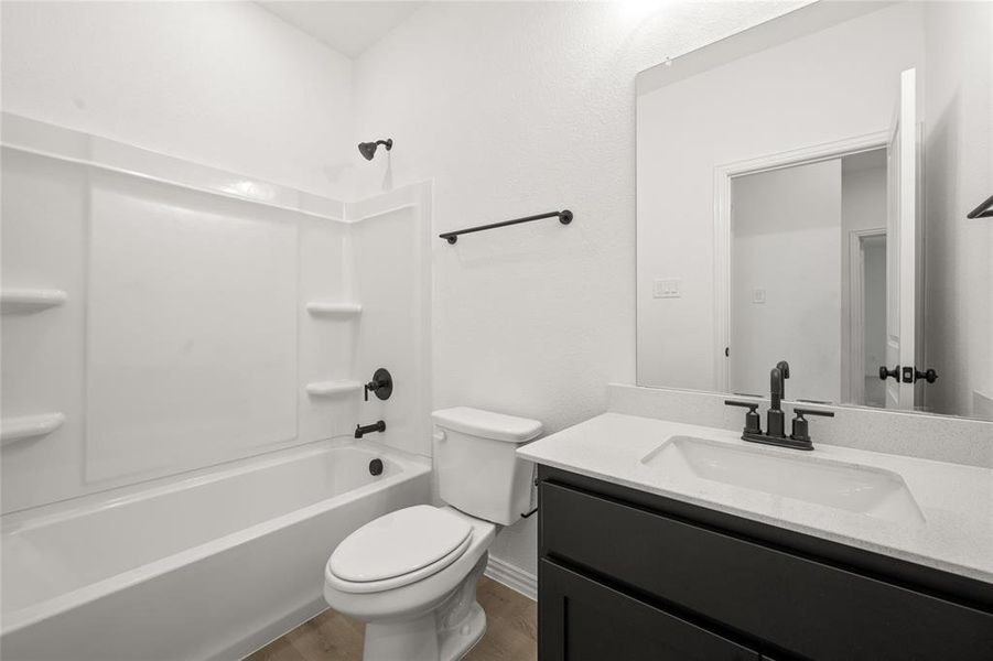 7517 Dennery Bathroom2