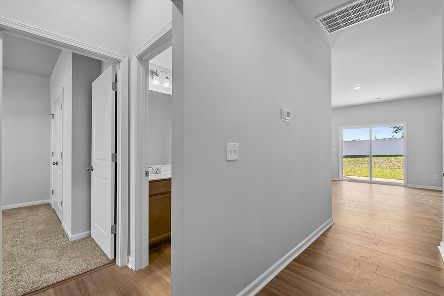 Spacious, unfurnished interior of a new home in Hanes Lake, Winston-Salem (Image 19).