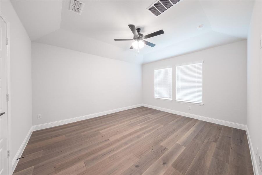 Spacious, unfurnished interior of a new home in Chalk Hill, Celina (Image 15). Spacious, unfurnished interior of a new home in Chalk Hill, Celina (Image 15).