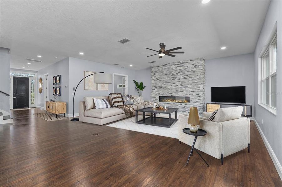 Furnished interior view inside a new home in , Tampa (Image 10).