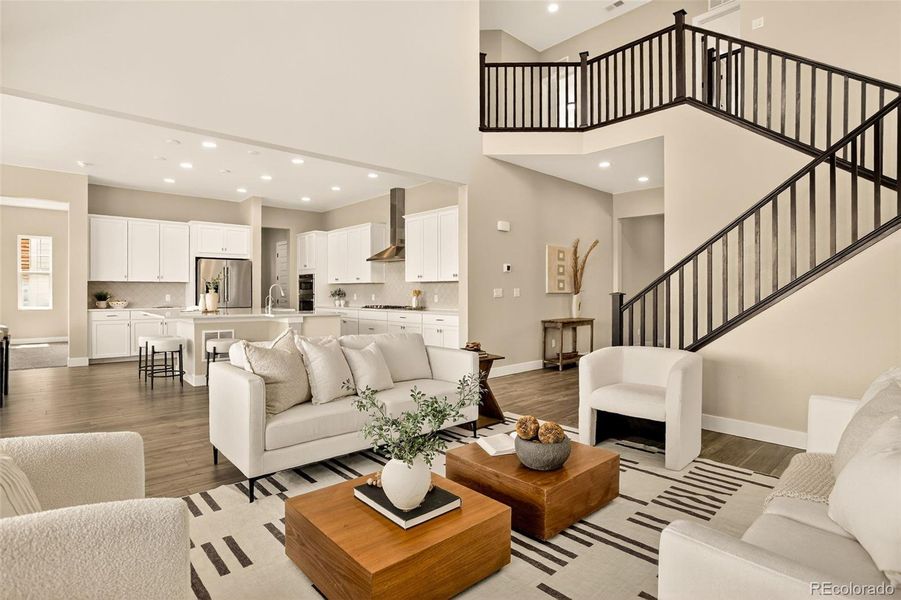 Open Floorplan with soaring ceiling Open Floorplan with soaring ceiling