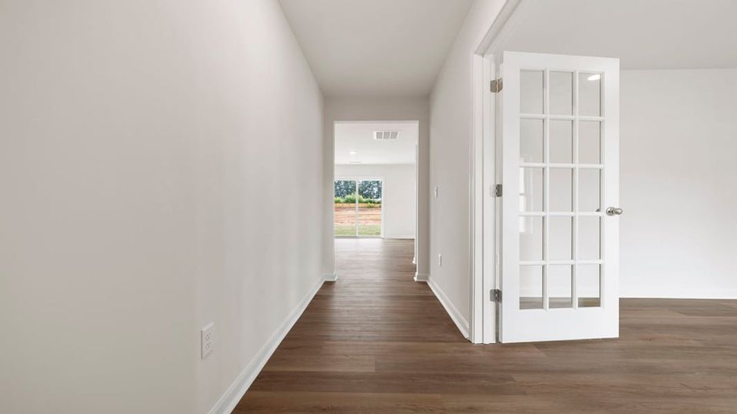 Spacious, unfurnished interior of a new home in Bentley Park, Greenwood (Image 16). Spacious, unfurnished interior of a new home in Bentley Park, Greenwood (Image 16).