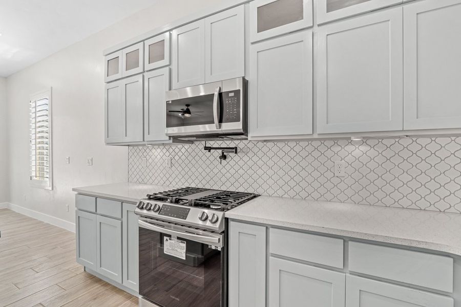 Representative furnished interior of a home built from the Sonoma by LEH. Homes in Tierra Del Este 90, El Paso (Image 10). Representative furnished interior of a home built from the Sonoma by LEH. Homes in Tierra Del Este 90, El Paso (Image 10).