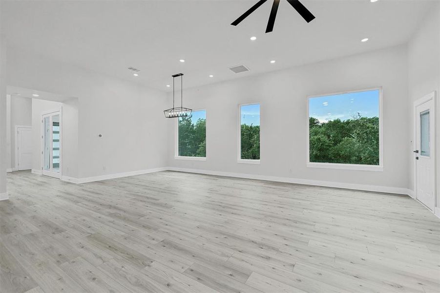 Spacious, unfurnished interior of a new home in , Pottsboro (Image 24).