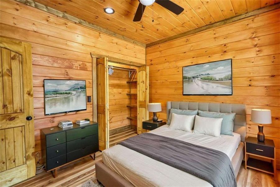 Furnished interior view inside a new home in , Blue Ridge (Image 12).