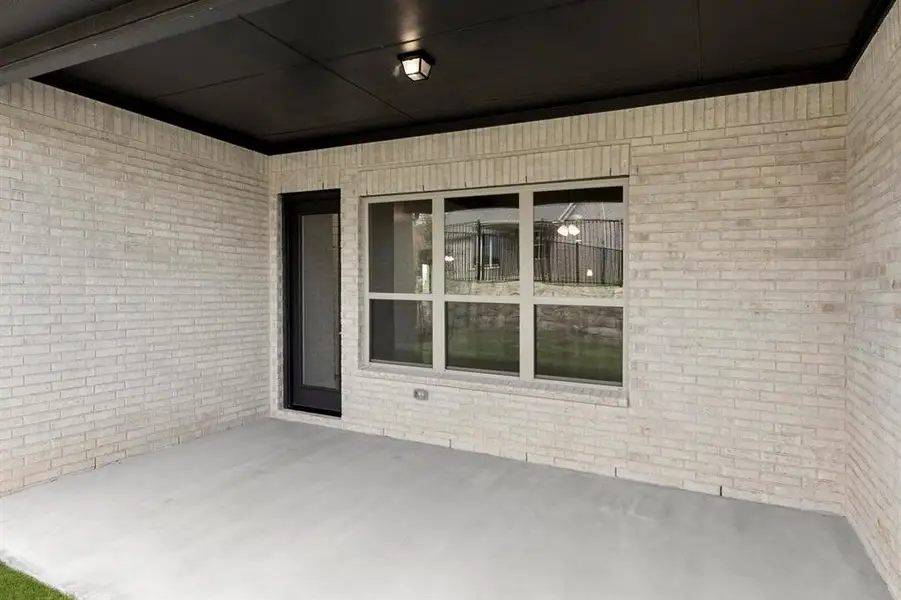 24_25. 1921 Wishon - Patio