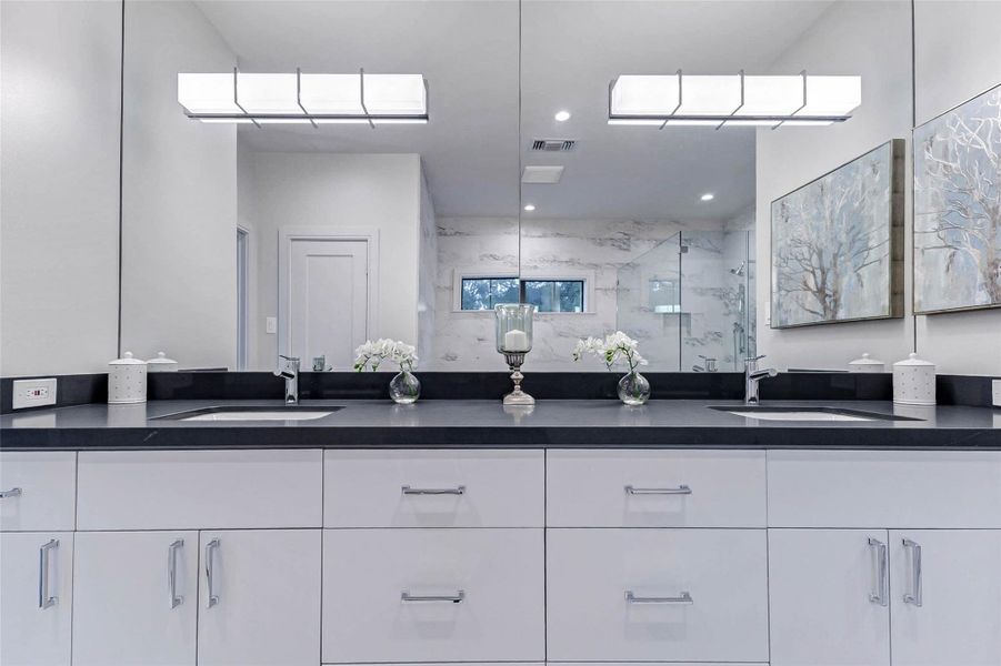 Furnished interior view inside a new home in , Houston (Image 27). Furnished interior view inside a new home in , Houston (Image 27).