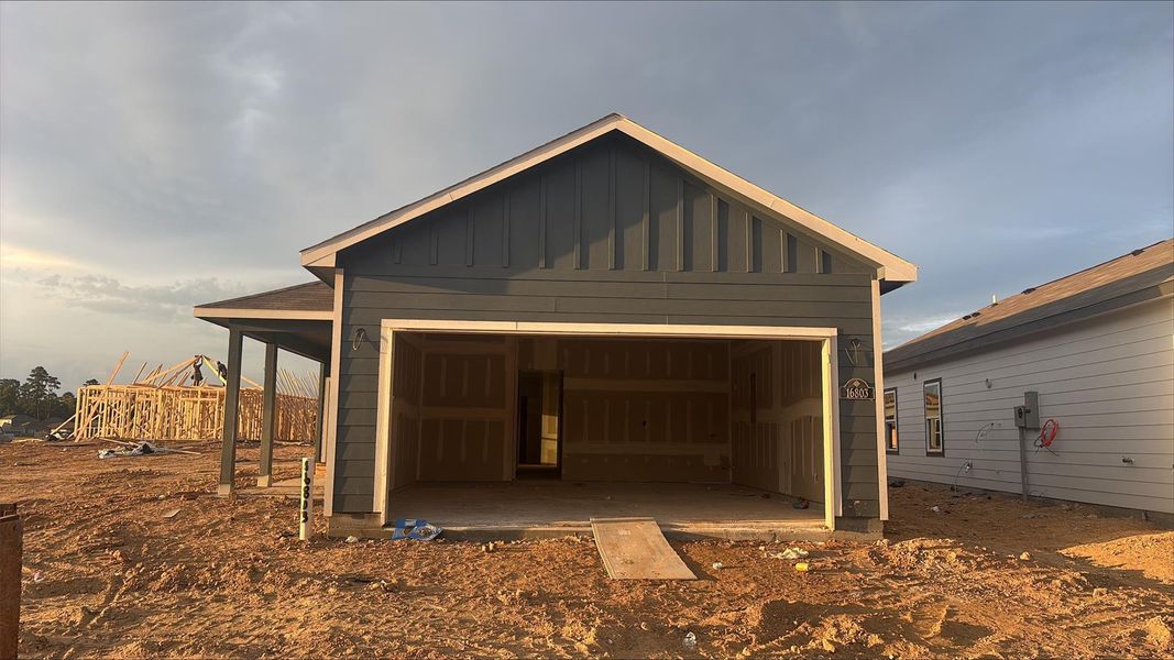 Image 28 of a home in Maple Heights. Image 28 of a home in Maple Heights.