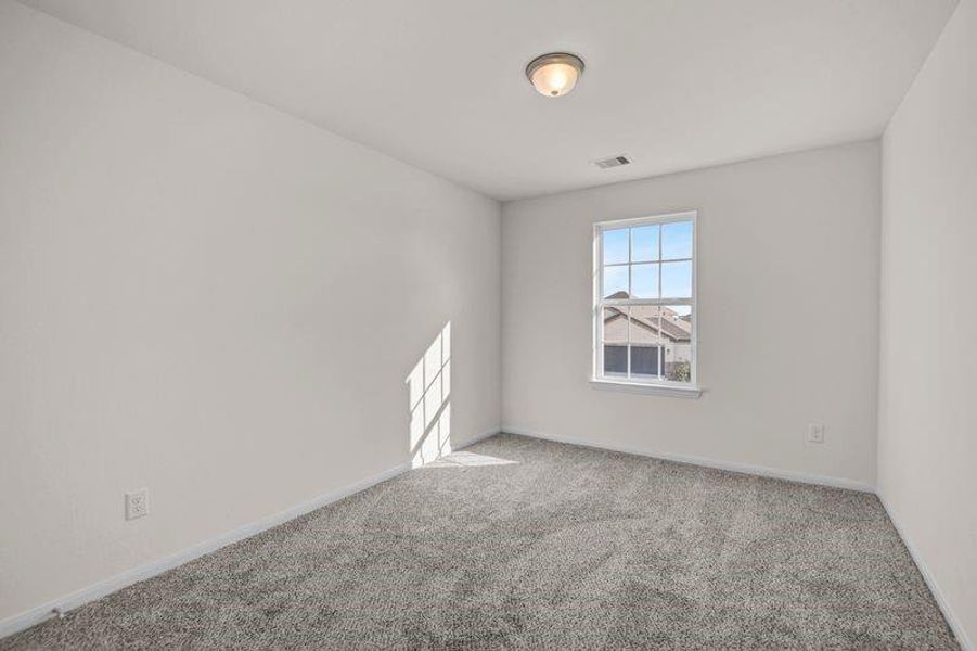 Spacious, unfurnished interior of a new home in , Pearland (Image 29). Spacious, unfurnished interior of a new home in , Pearland (Image 29).