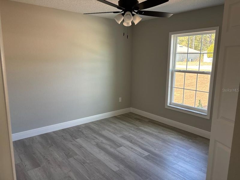 Spacious, unfurnished interior of a new home in , Citrus Springs (Image 23).