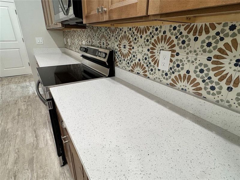 Close-up of interior finishes inside a home in , Dade City (Image 20).