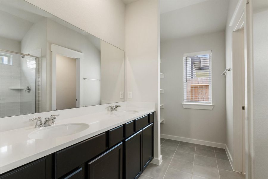 Image 8 of a home in Colony at Pinehurst.