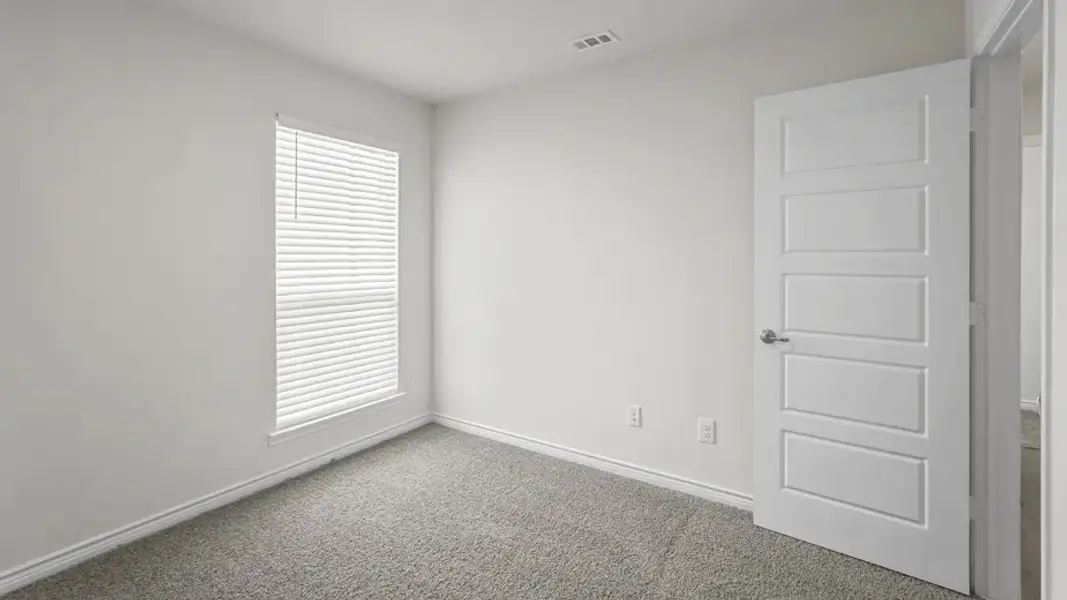 Spacious, unfurnished interior of a new home in Elevon, Lavon (Image 32).