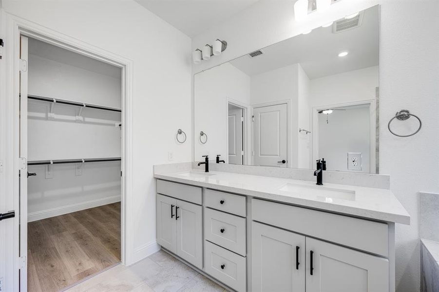 215 Cottonwood Canyon Drive ~ Ready Now 215 Cottonwood Canyon Drive ~ Ready Now