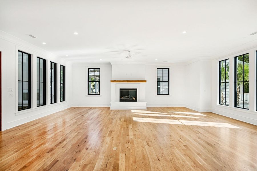 Spacious, unfurnished interior of a new home in , Johns Island (Image 32).