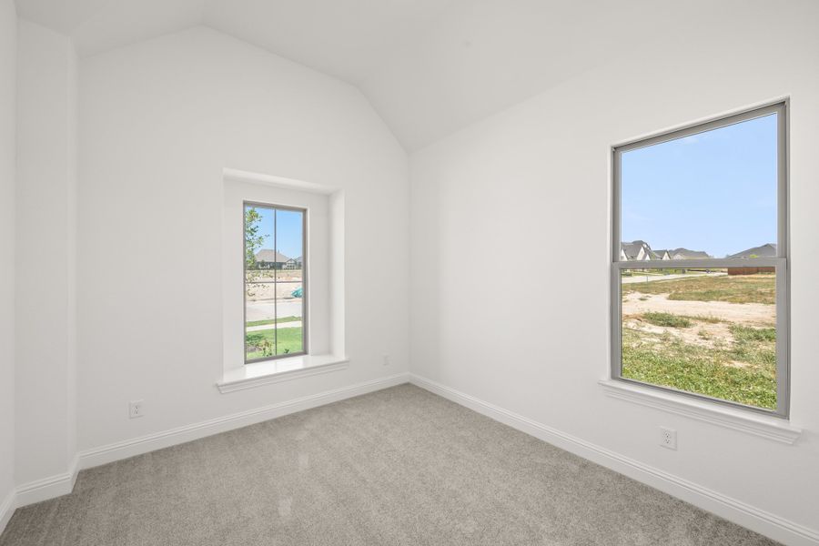 Spacious, unfurnished interior of a new home in Redden Farms, Midlothian (Image 16).