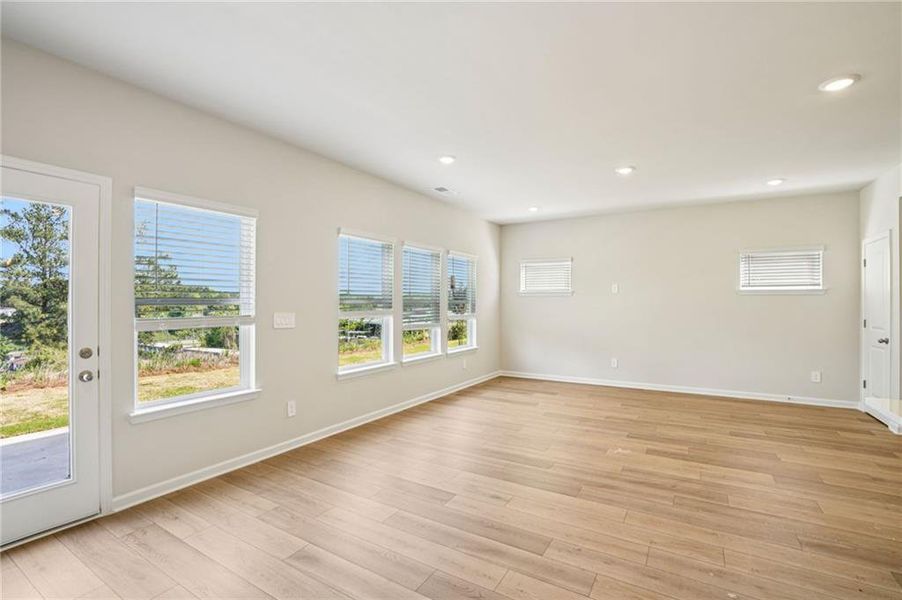 Spacious, unfurnished interior of a new home in Hawthorne Station, College Park (Image 36). Spacious, unfurnished interior of a new home in Hawthorne Station, College Park (Image 36).
