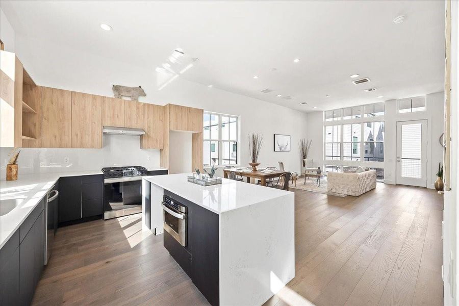 Furnished interior view inside a new home in Middle Street Lofts on the Bayou, Houston (Image 10). Furnished interior view inside a new home in Middle Street Lofts on the Bayou, Houston (Image 10).