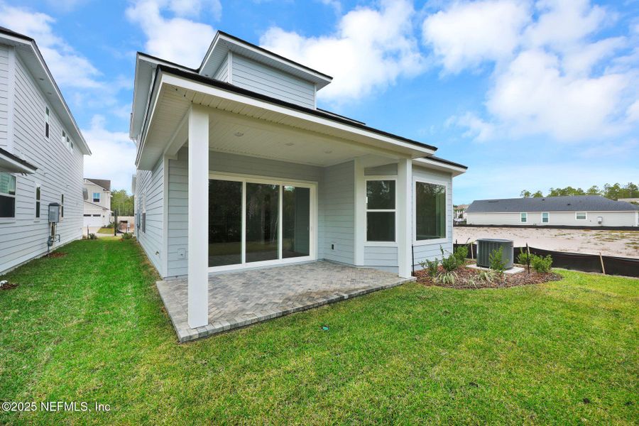 Exterior details and patio area of a home in , Ponte Vedra (Image 29).