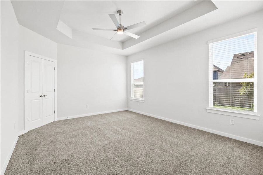 Spacious, unfurnished interior of a new home in Trace, San Marcos (Image 27).