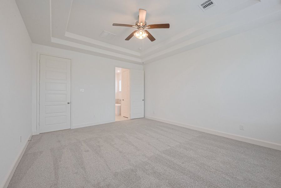 Representative unfurnished interior of a home built from the Floor Plan 2620 by Colina Homes in Woodland Lakes, Huffman (Image 50). Representative unfurnished interior of a home built from the Floor Plan 2620 by Colina Homes in Woodland Lakes, Huffman (Image 50).