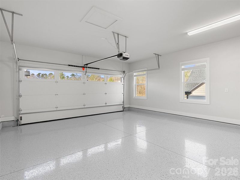 Spacious, unfurnished interior of a new home in , Weaverville (Image 22).