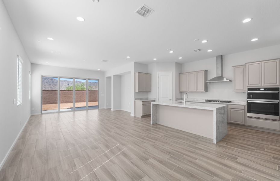 Spacious, unfurnished interior of a new home in Regent Hills - Meadow Series, Buckeye (Image 18).
