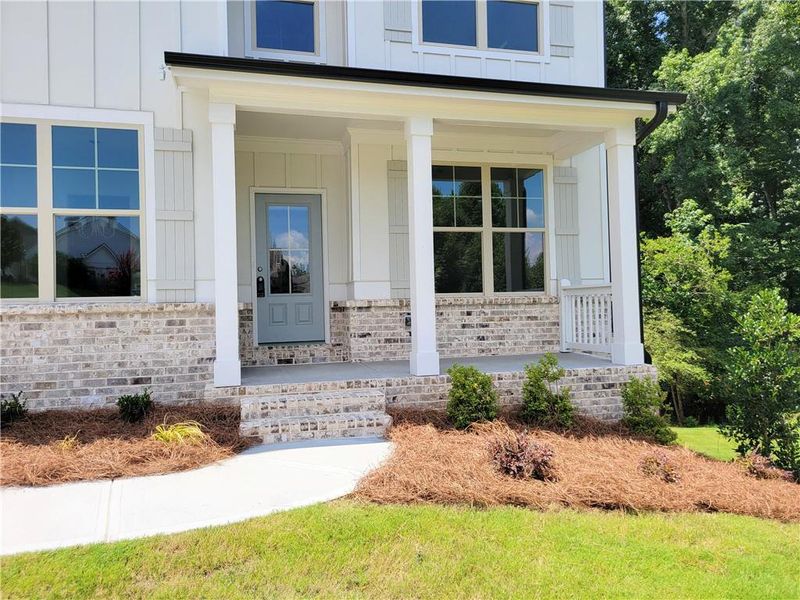 Exterior details and patio area of a home in , Jefferson (Image 3).