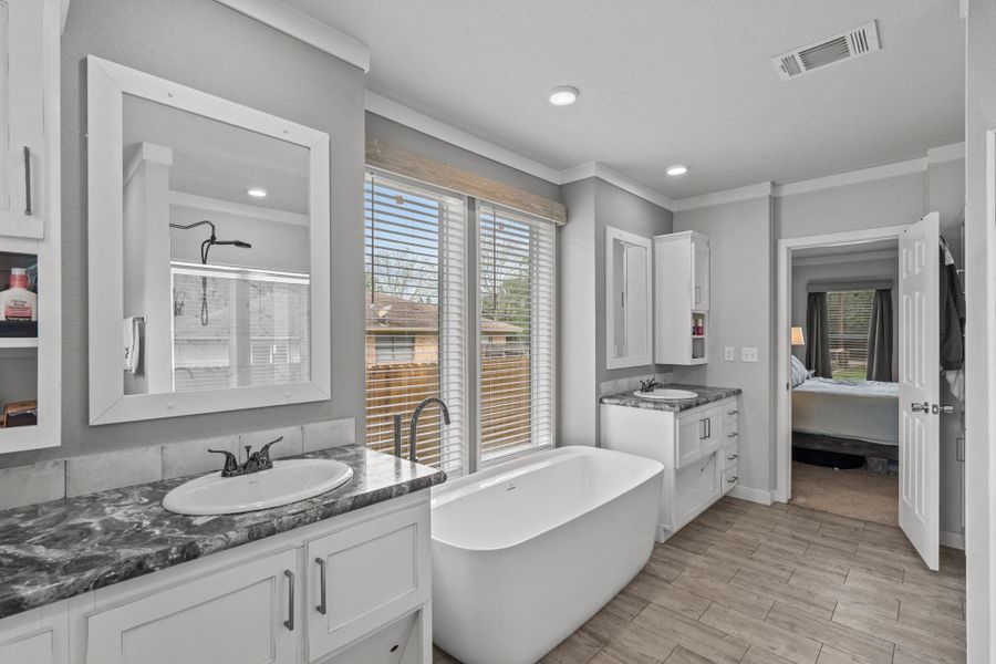 Furnished interior view inside a new home in , Santa Fe (Image 34).