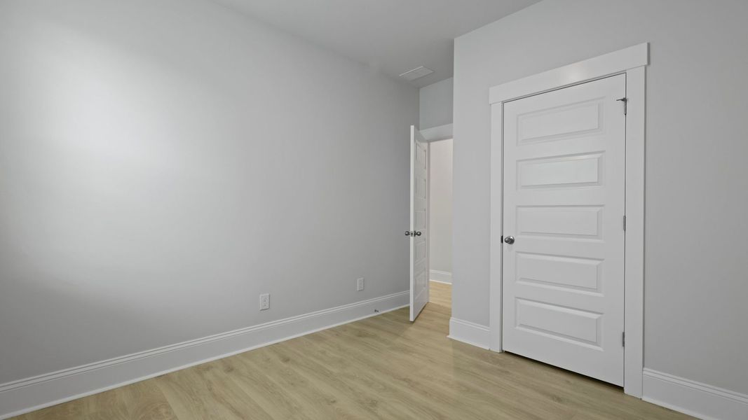 Spacious, unfurnished interior of a new home in Sheep Island, Summerville (Image 16). Spacious, unfurnished interior of a new home in Sheep Island, Summerville (Image 16).