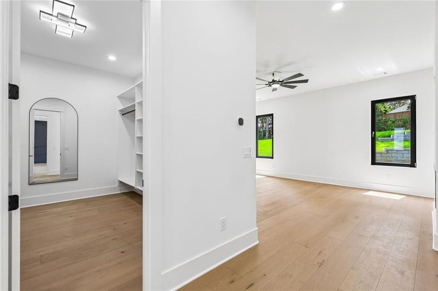 Spacious, unfurnished interior of a new home in , Auburn (Image 58). Spacious, unfurnished interior of a new home in , Auburn (Image 58).