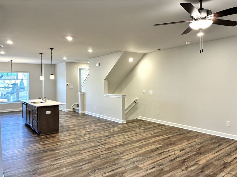 Spacious, unfurnished interior of a new home in Miller Park, Greenville (Image 16).