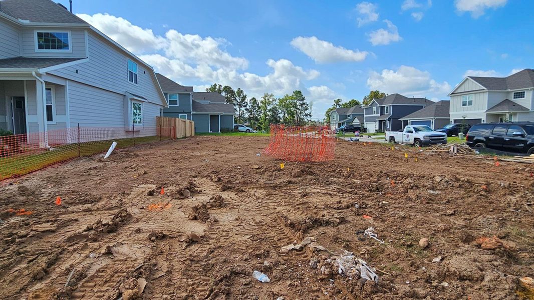 Site preparation for new homesites in Ridgeland Hills, Willis (Image 23).