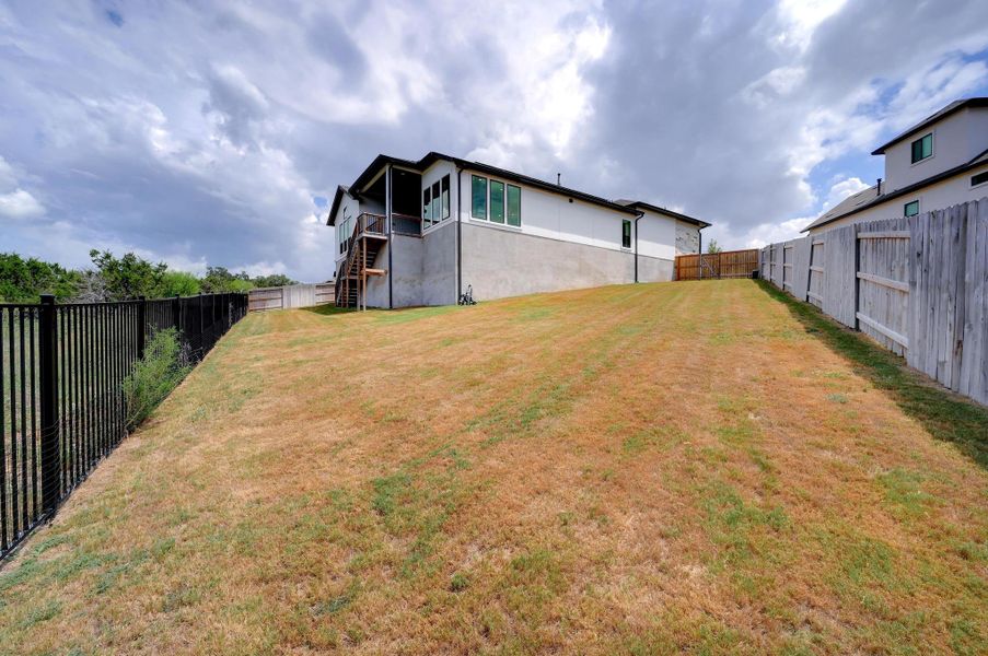Exterior details and patio area of a home in La Cima 60', San Marcos (Image 25). Exterior details and patio area of a home in La Cima 60', San Marcos (Image 25).