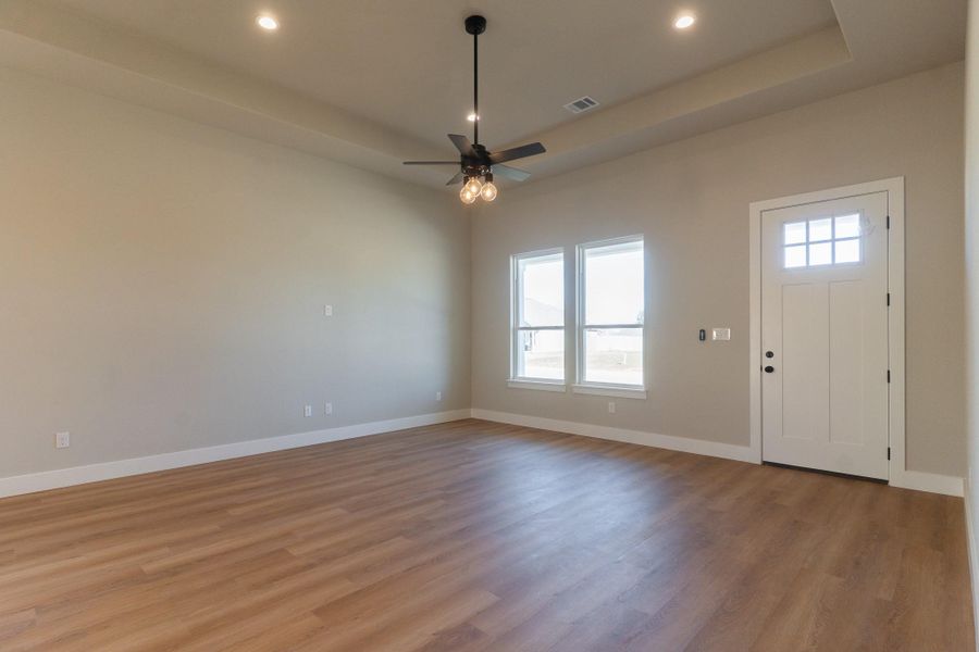 Spacious, unfurnished interior of a new home in , Smithville (Image 11).