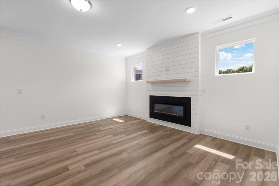 Spacious, unfurnished interior of a new home in , Hickory (Image 21).