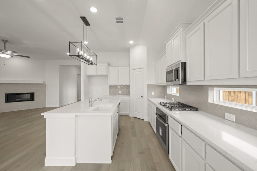 Furnished interior view inside a new home in Timberbrook, Justin (Image 7).