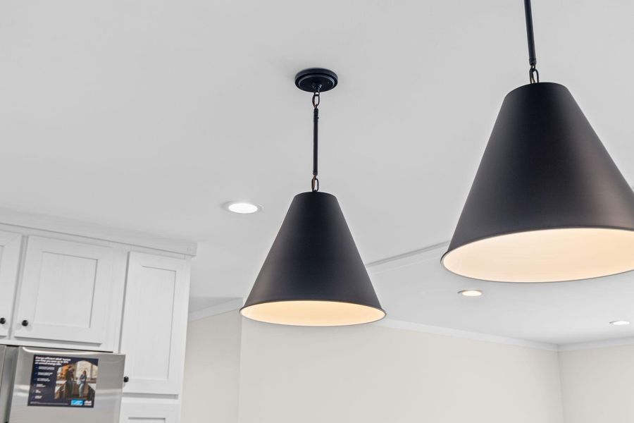 Close-up of interior finishes inside a home in , Ravenel (Image 15).
