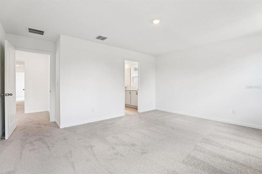 Spacious, unfurnished interior of a new home in Ellington Classical, St. Cloud (Image 23). Spacious, unfurnished interior of a new home in Ellington Classical, St. Cloud (Image 23).