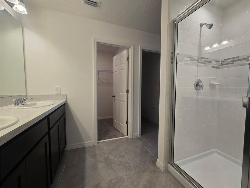 Furnished interior view inside a new home in , St. Cloud (Image 5).