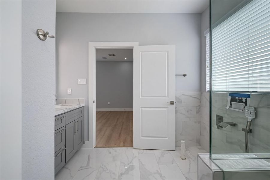 Image 39 of a home in .