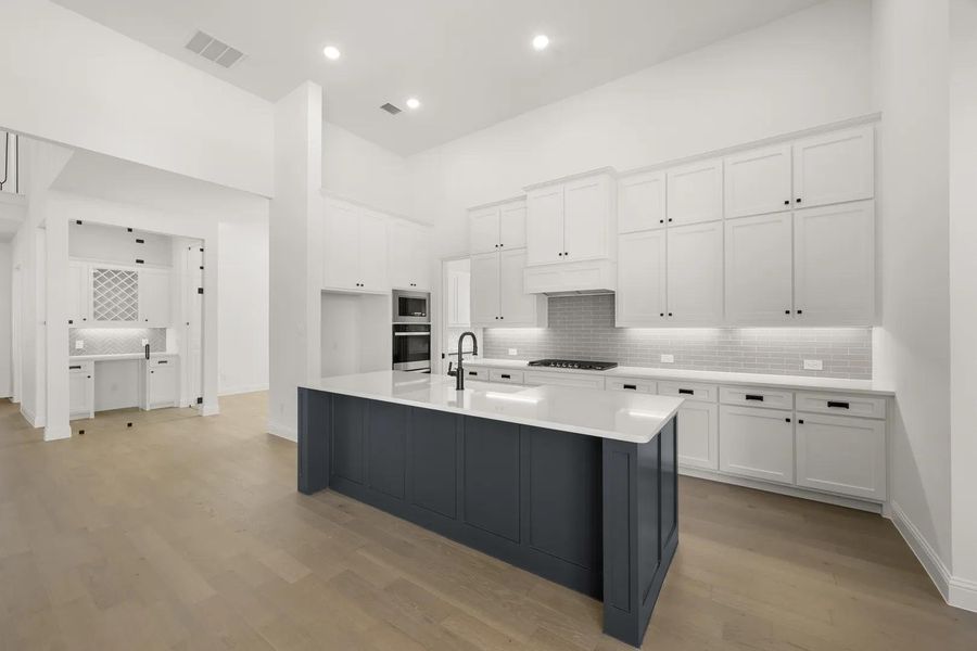 Montclaire C Kitchen