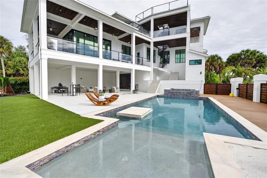 Exterior details and patio area of a home in , Sarasota (Image 33).