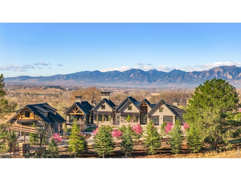 Image 43 of a home in .