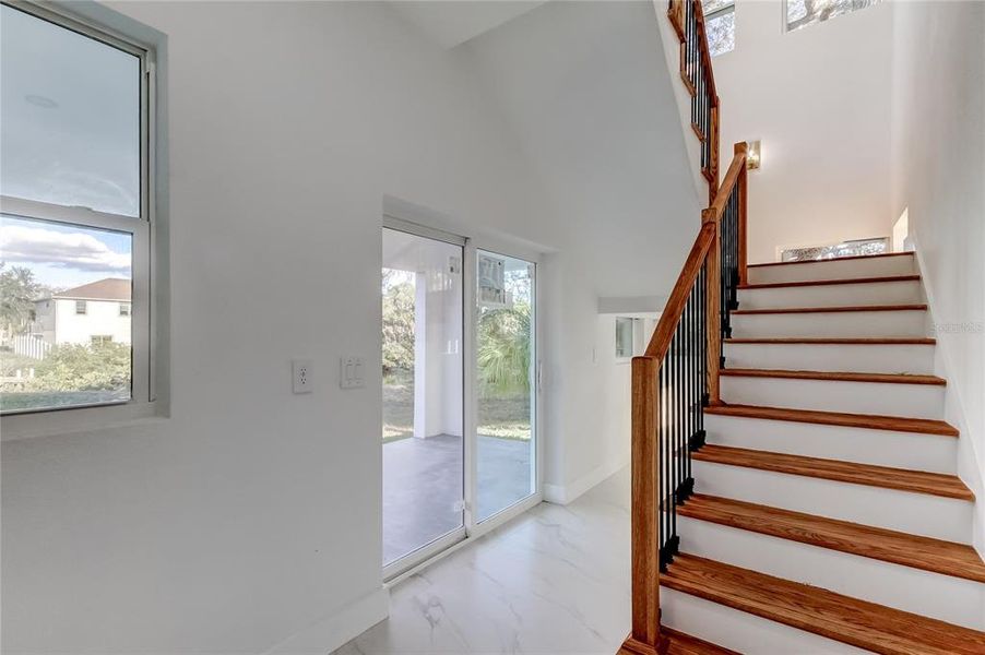 Spacious, unfurnished interior of a new home in , New Port Richey (Image 24).