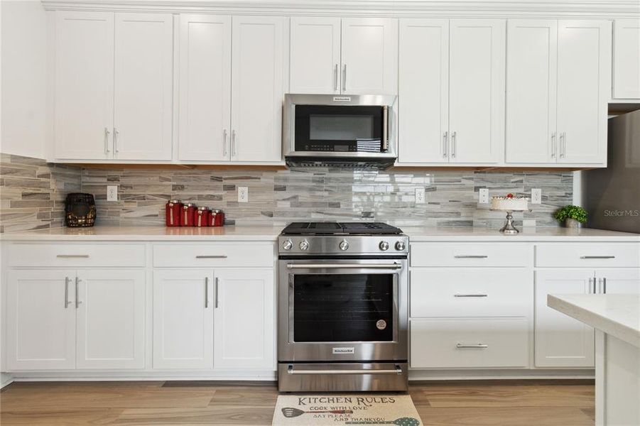 Furnished interior view inside a new home in , Englewood (Image 7).