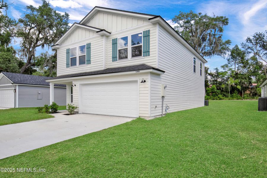 Image 50 of a home in .