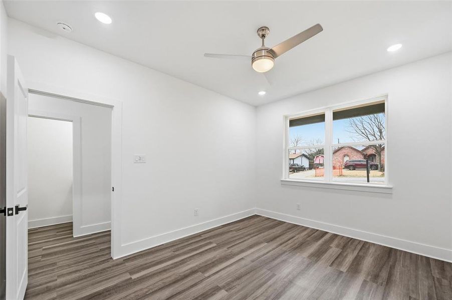 Spacious, unfurnished interior of a new home in , Dallas (Image 29).